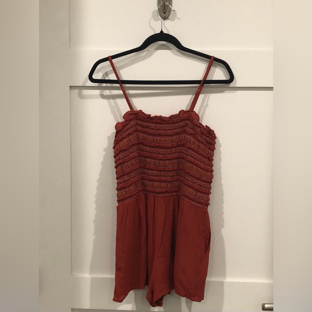 Sim & Sam Smocked Romper - Picture 3 of 3